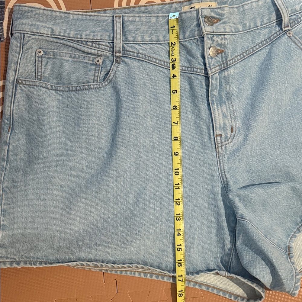Madewell Light Blue Denim Women's Shorts 22W - Picture 3 of 7